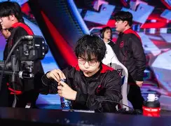 FLY完胜Excel,Mickey高光表现 FLY完胜Excel,Mickey高光表现