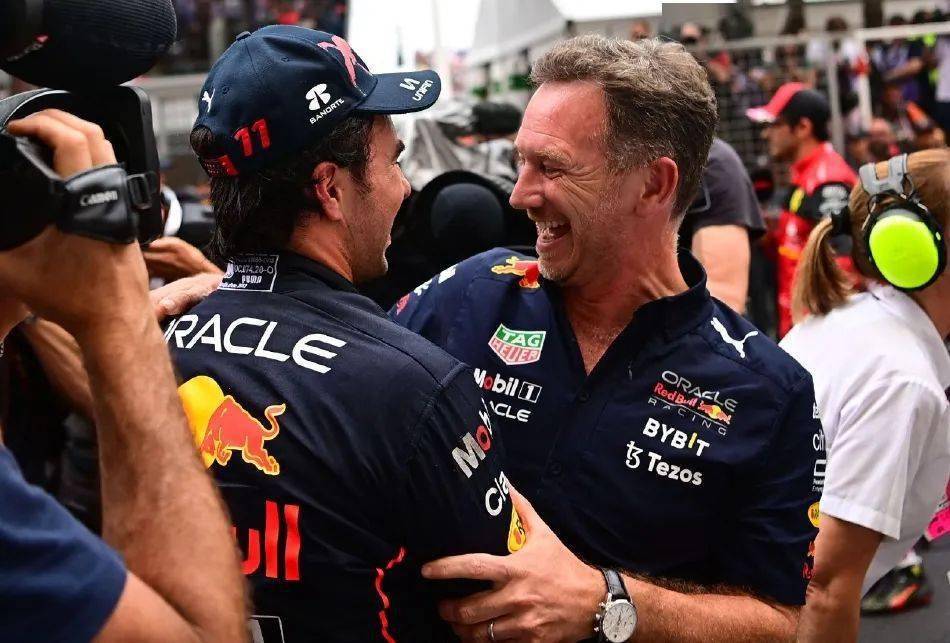 雷诺车队轻取迈凯伦,佩雷兹关键制胜 雷诺车队轻取迈凯伦,佩雷兹关键制胜