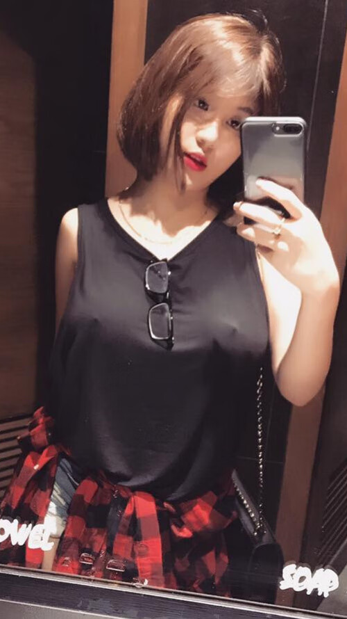 极速对决,F1收官战的硝烟与独行侠季后赛的收割