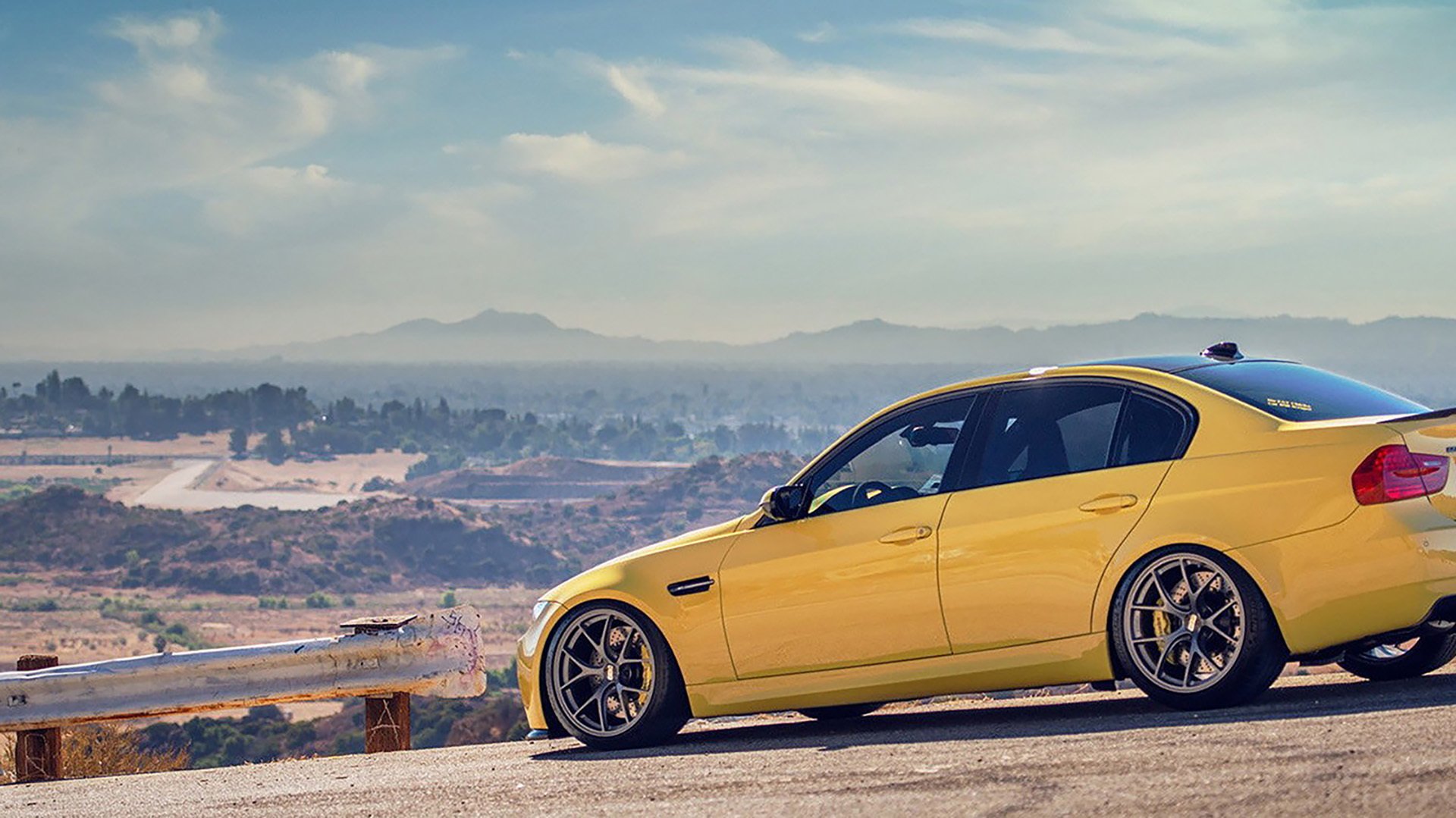 防线上的胜利弧线，布雷默一脚如何成就乌克兰的巴黎速胜