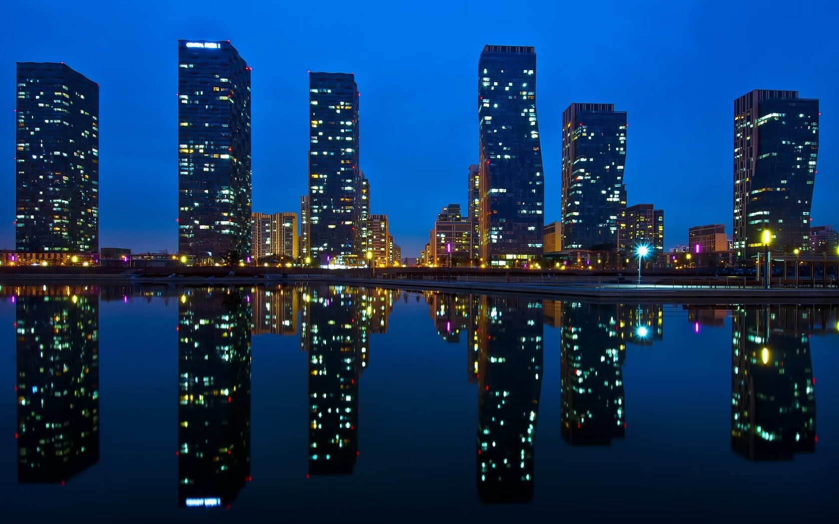 瑞典进攻风暴掀翻利物浦,久保建英导演逆转好戏