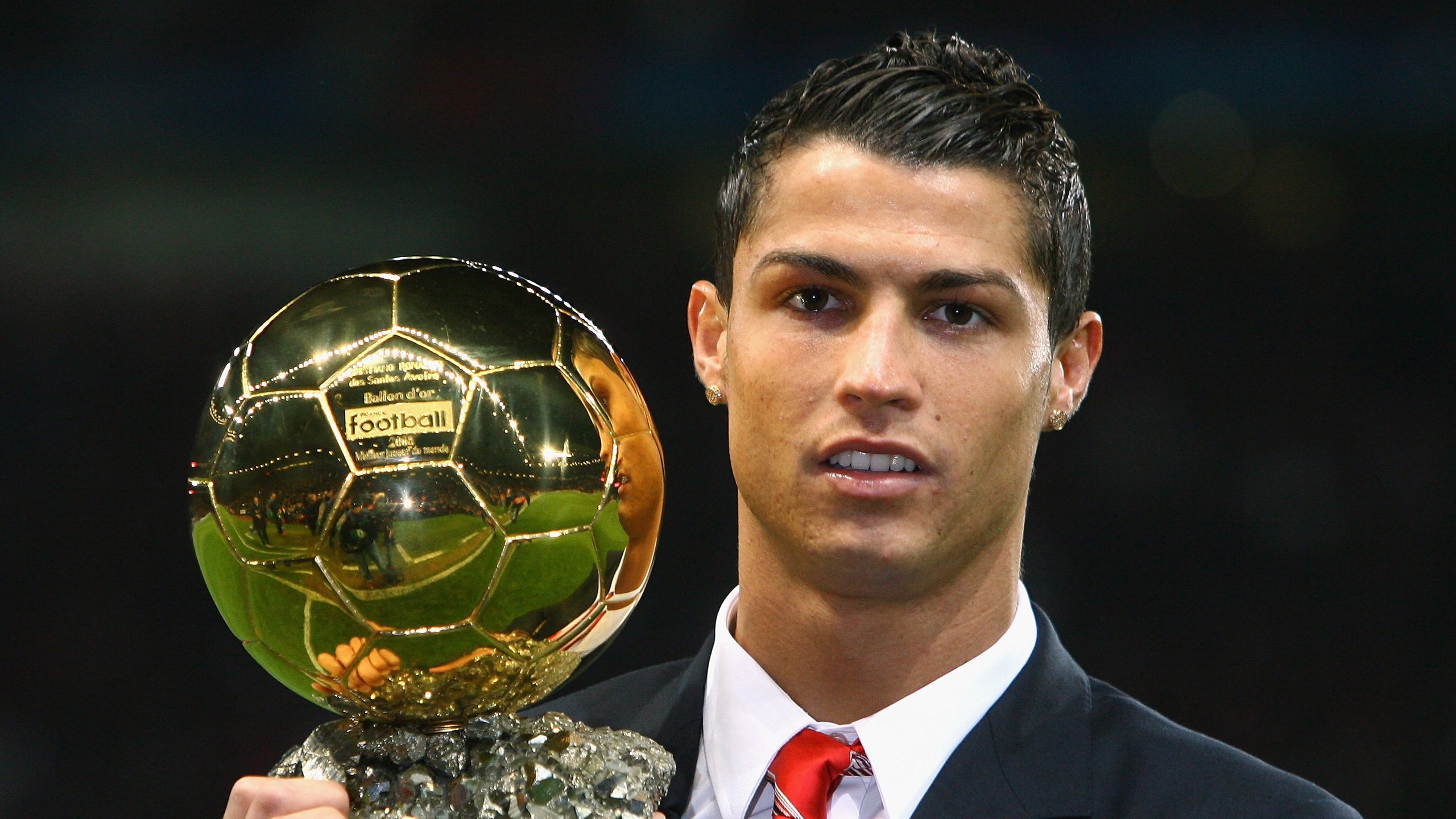 德国铁卫重炮定河山,英格兰蓝军智取伊比利亚,欧冠双城记