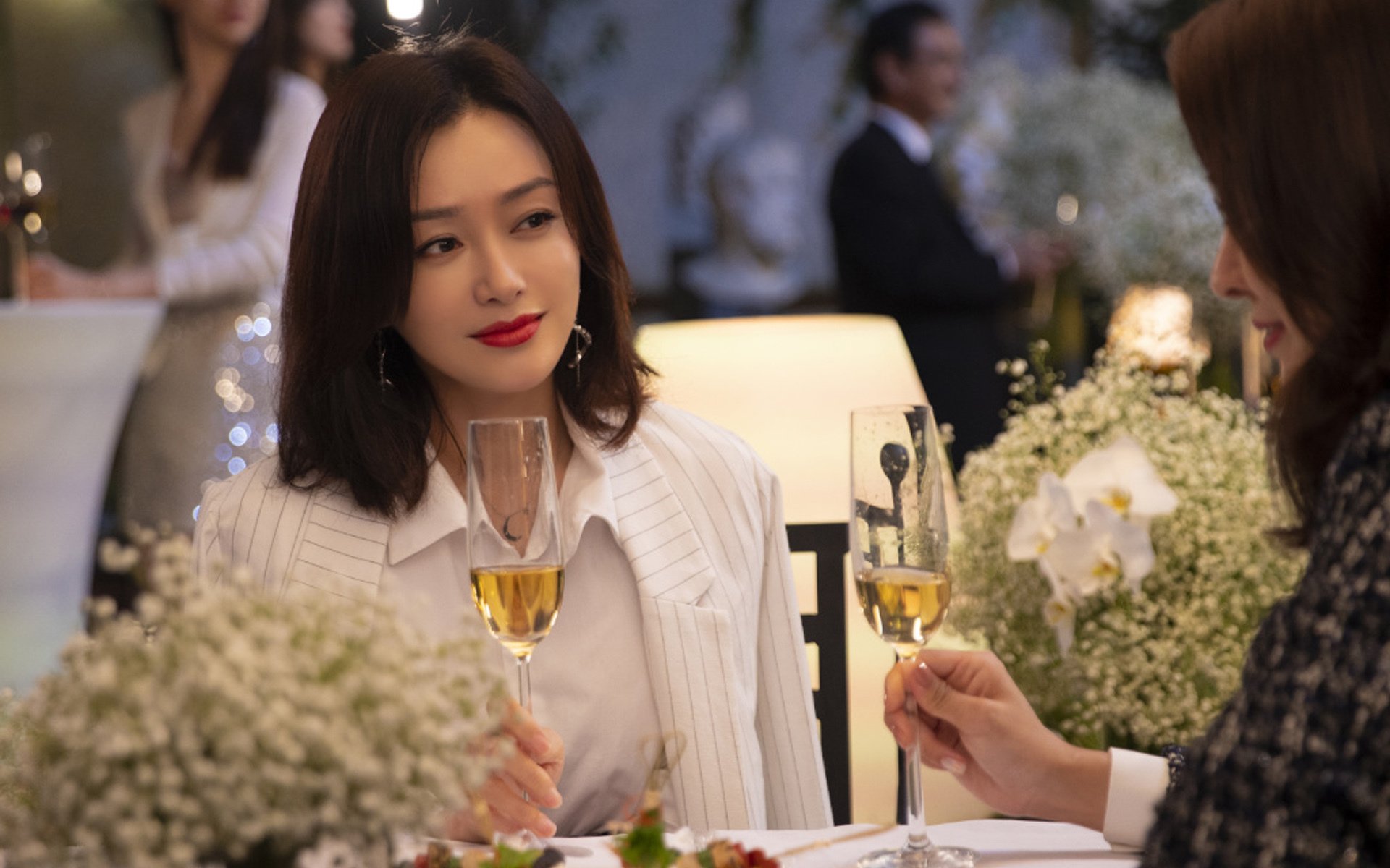 德国铁卫重炮定河山,英格兰蓝军智取伊比利亚,欧冠双城记