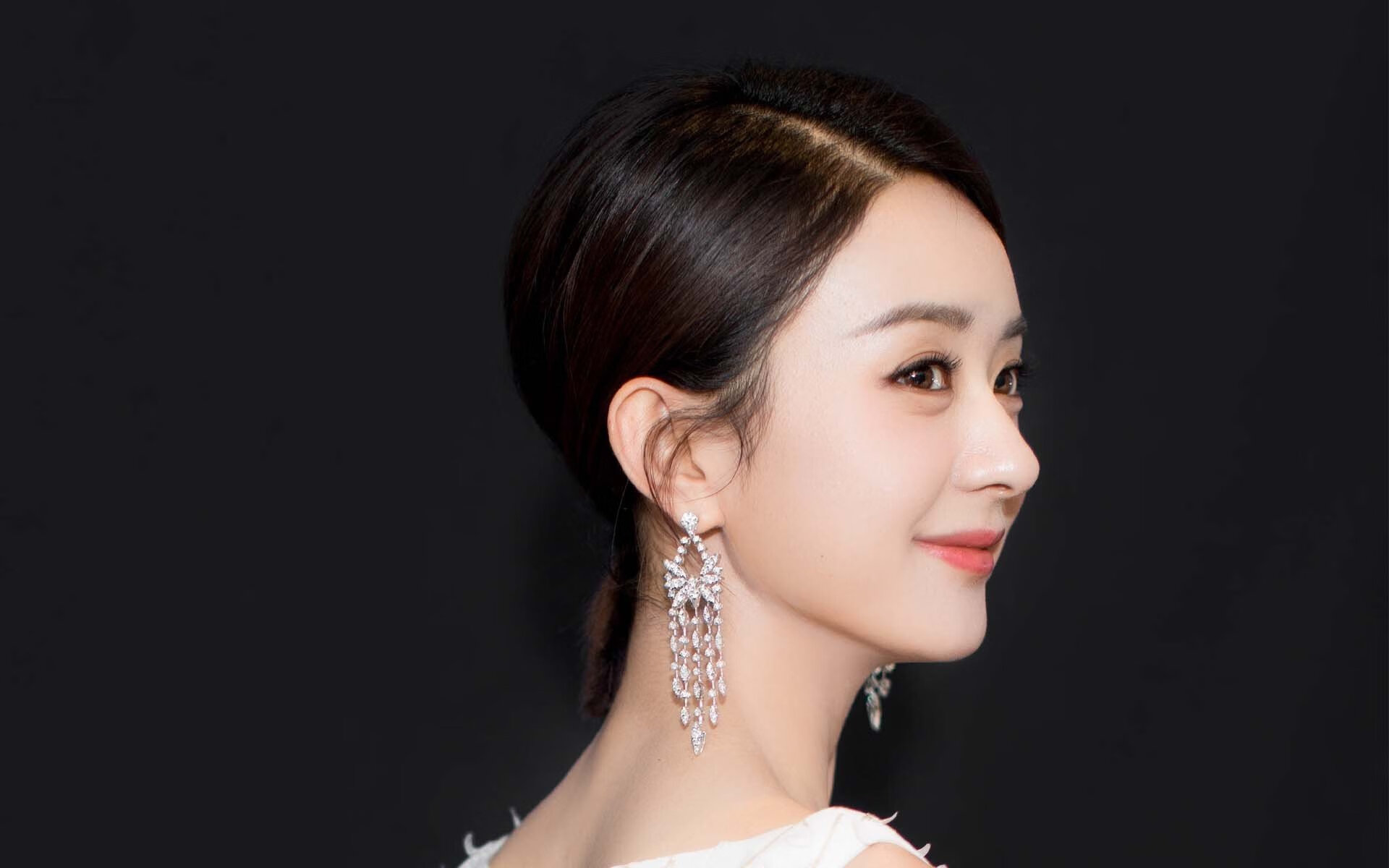 布伦森关键绝杀助新疆队力克独行侠