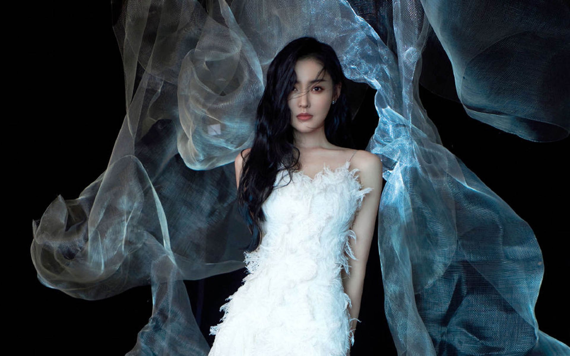 拜仁一波带走巴西,莱万对手完全无解