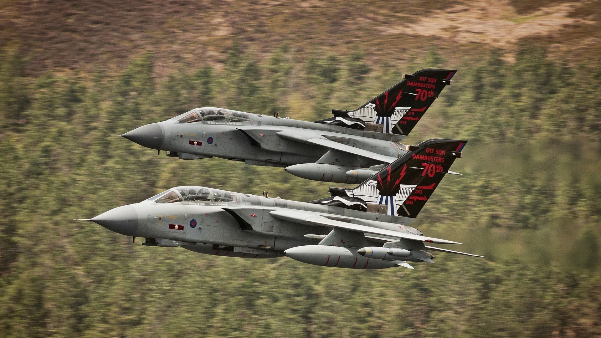 火箭粉碎步行者,恩比德的五指山,锁死百万雄兵!